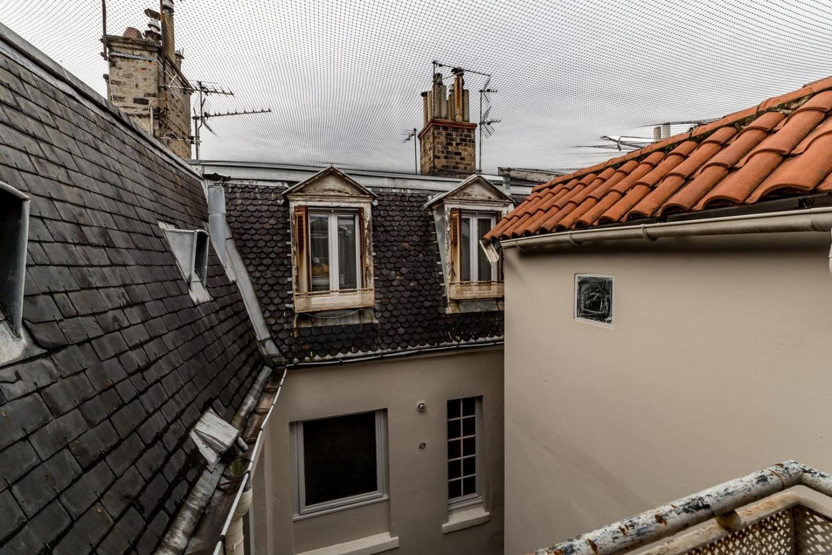 Studio Central Jacobins Ail Лион Екстериор снимка